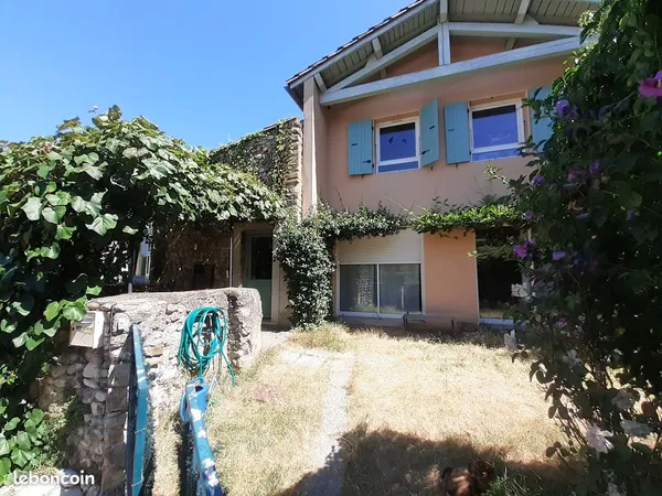 Maison de village