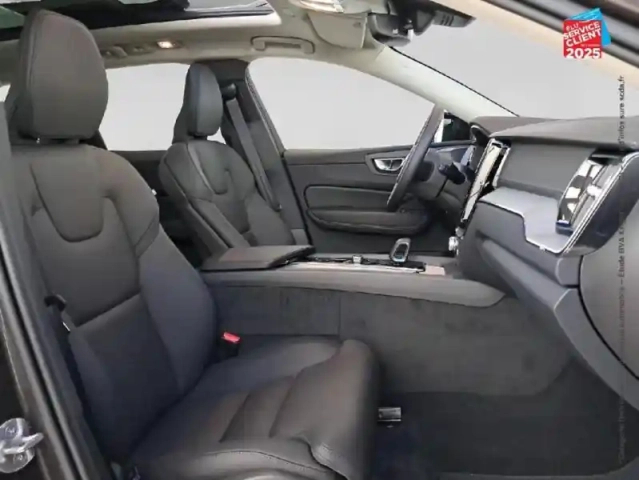 Volvo Xc60 t6 hybride rechargeable 253 + 145ch ultra style dark geartronic 8 awd — photo 5