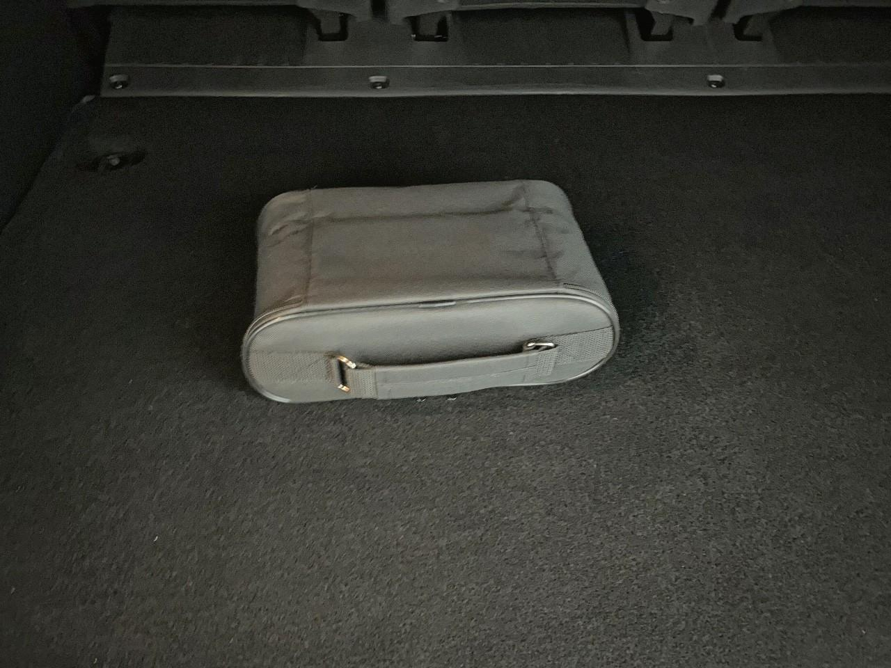 Peugeot Rifter m diesel 100 ch manuelle 5pl allure — photo 16