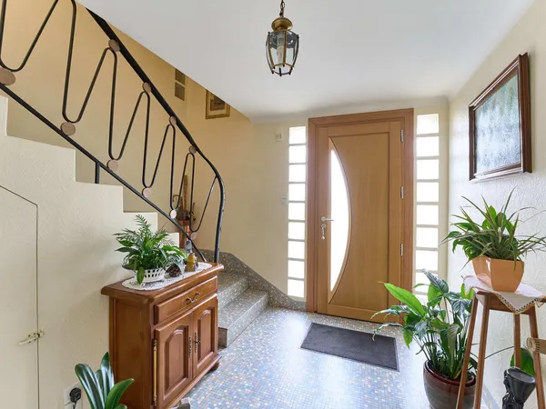 Maison SAINT-PIERRE-MONTLIMART avec vue imprenable - 3 chambres