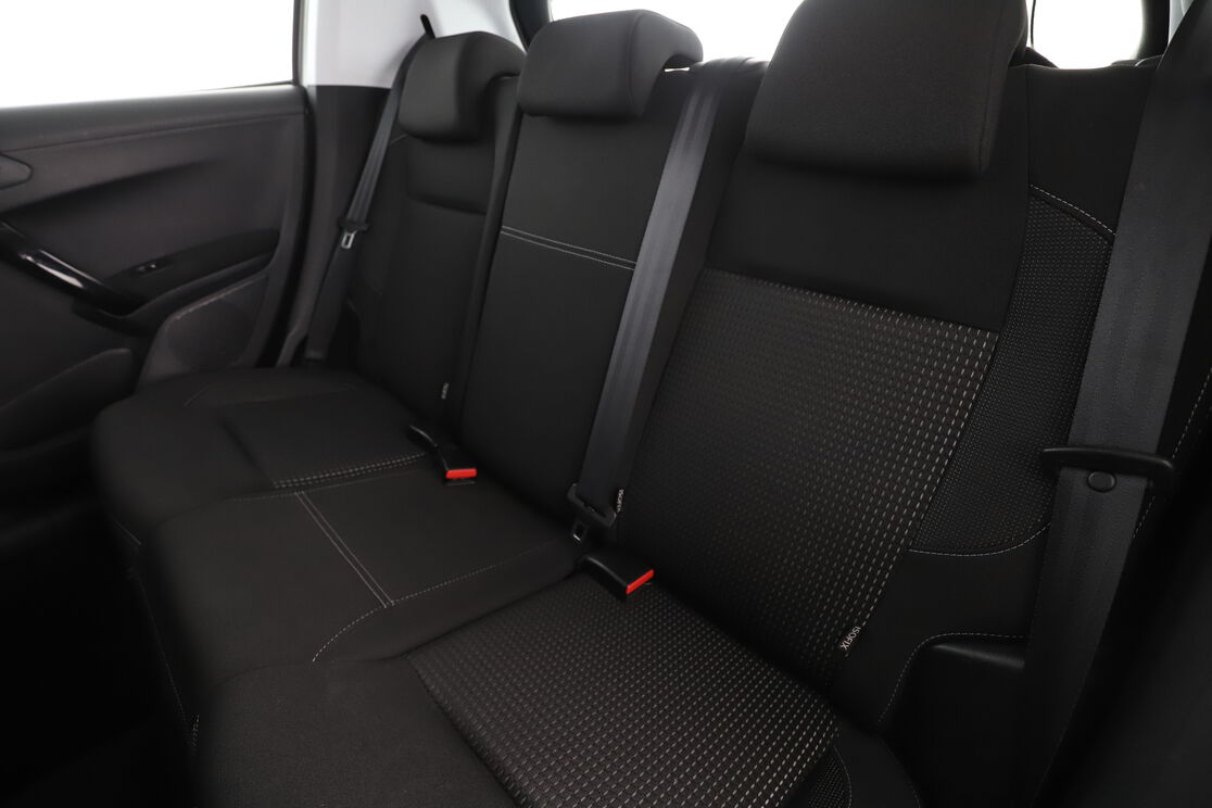 Peugeot 208 1.2 PureTech Allure — photo 13