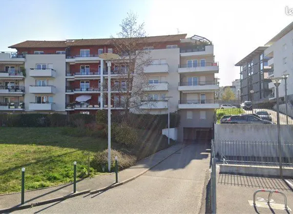 Garage en sous-sol sécurisé