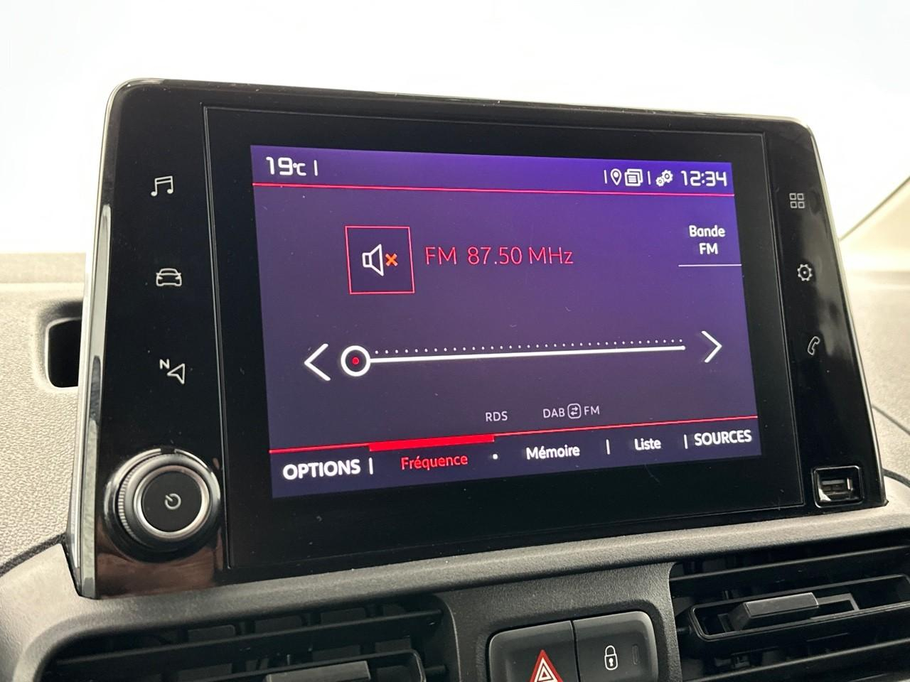 Citroën Berlingo van m 650 bluehdi 100 s&s bvm6 driver — photo 22