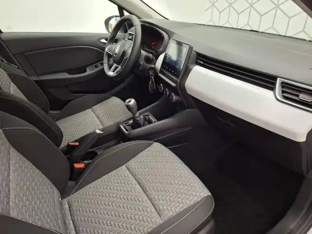 Renault Clio tce 90 — photo 30