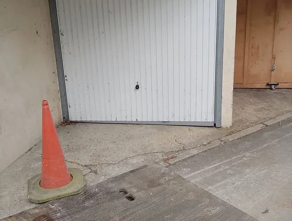 Parking/box 18 m² Chelles