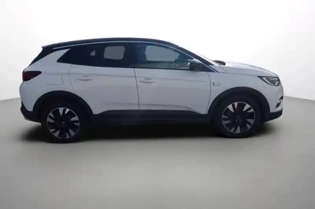 Opel Grandland X 1.5 diesel 130 ch bva8 — photo 6