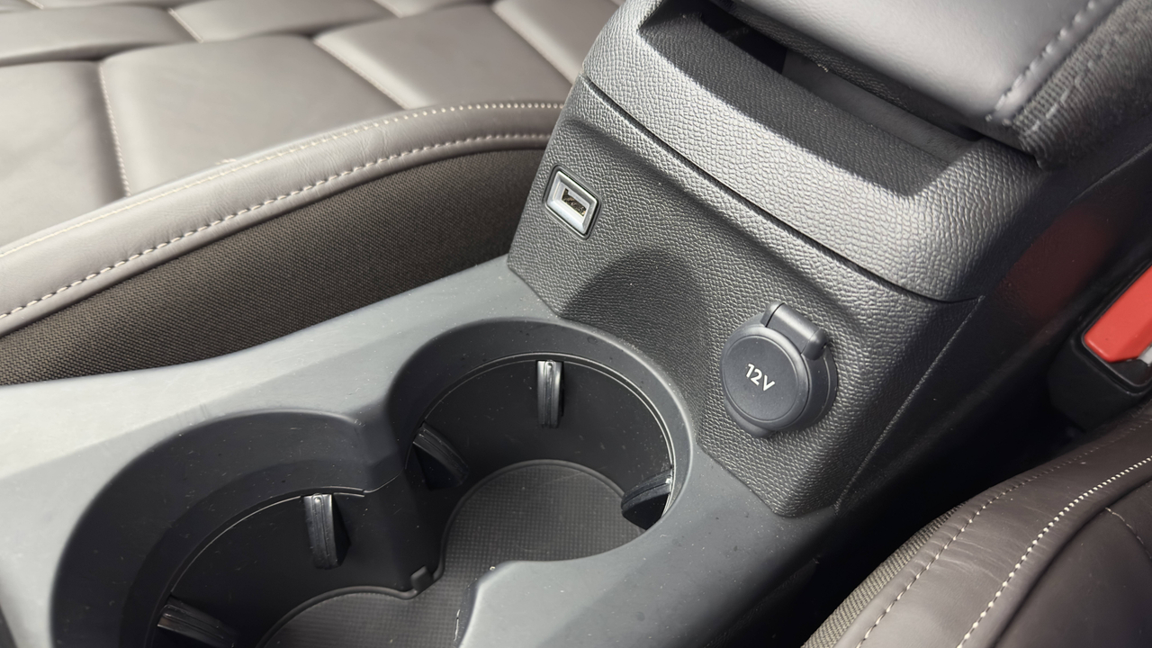 DS 3 Hybride 136 e-DCT6 — photo 27