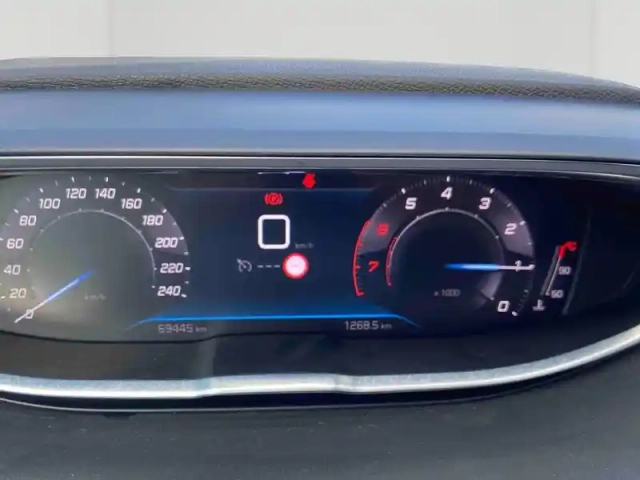 Peugeot 5008 1.2 puretech 130ch s&amp;s style — photo 12