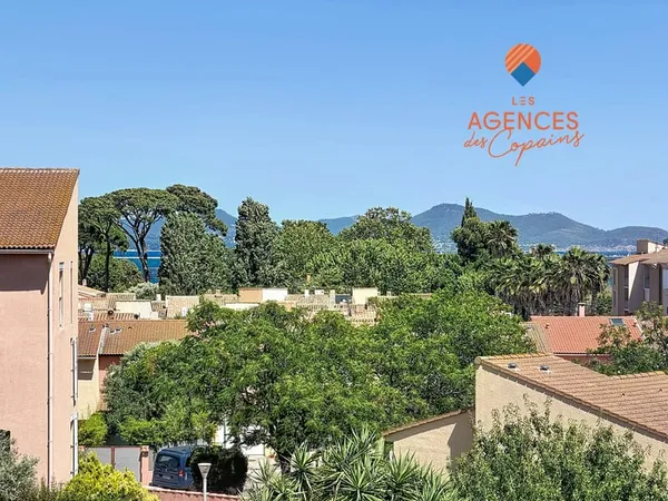 LA SEYNE-SUR-MER, LES SABLETTES, T3 DERNIER ETAGE, TRAVERSAN
