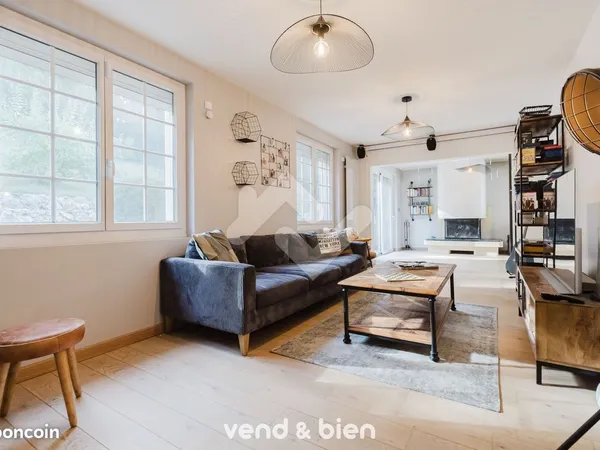 Maison 6 pièces 168 m²