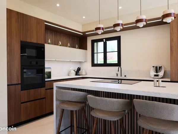 Maison 6 pièces - 180 m²