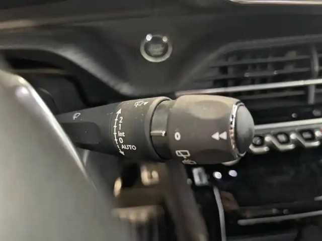 Peugeot 2008 puretech 130 s&amp;s eat8 — photo 45