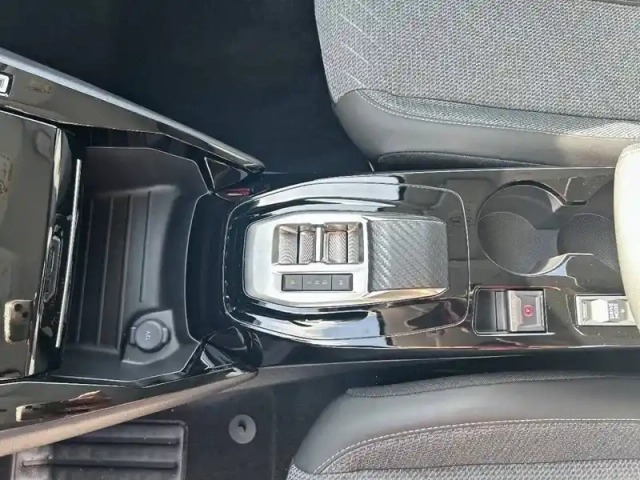 Peugeot 208 hybrid 110 e-dcs6 — photo 34