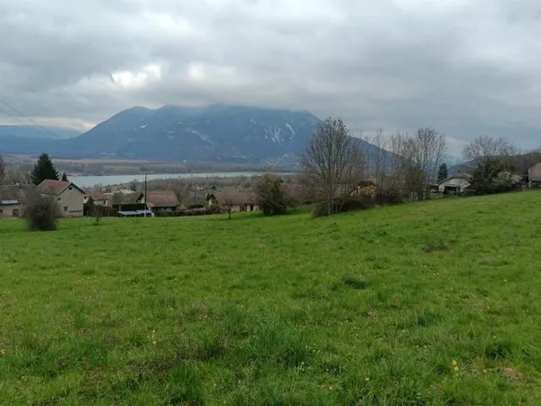 Terrain 855 m²