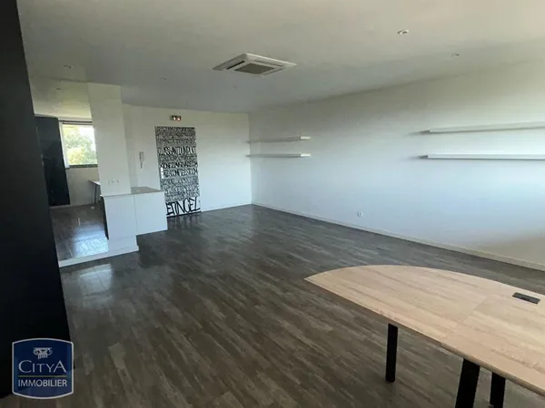 Location / Local Commercial