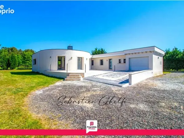 maison contemporaine de plain-pied avec 3 chambres- garage-beau terrain