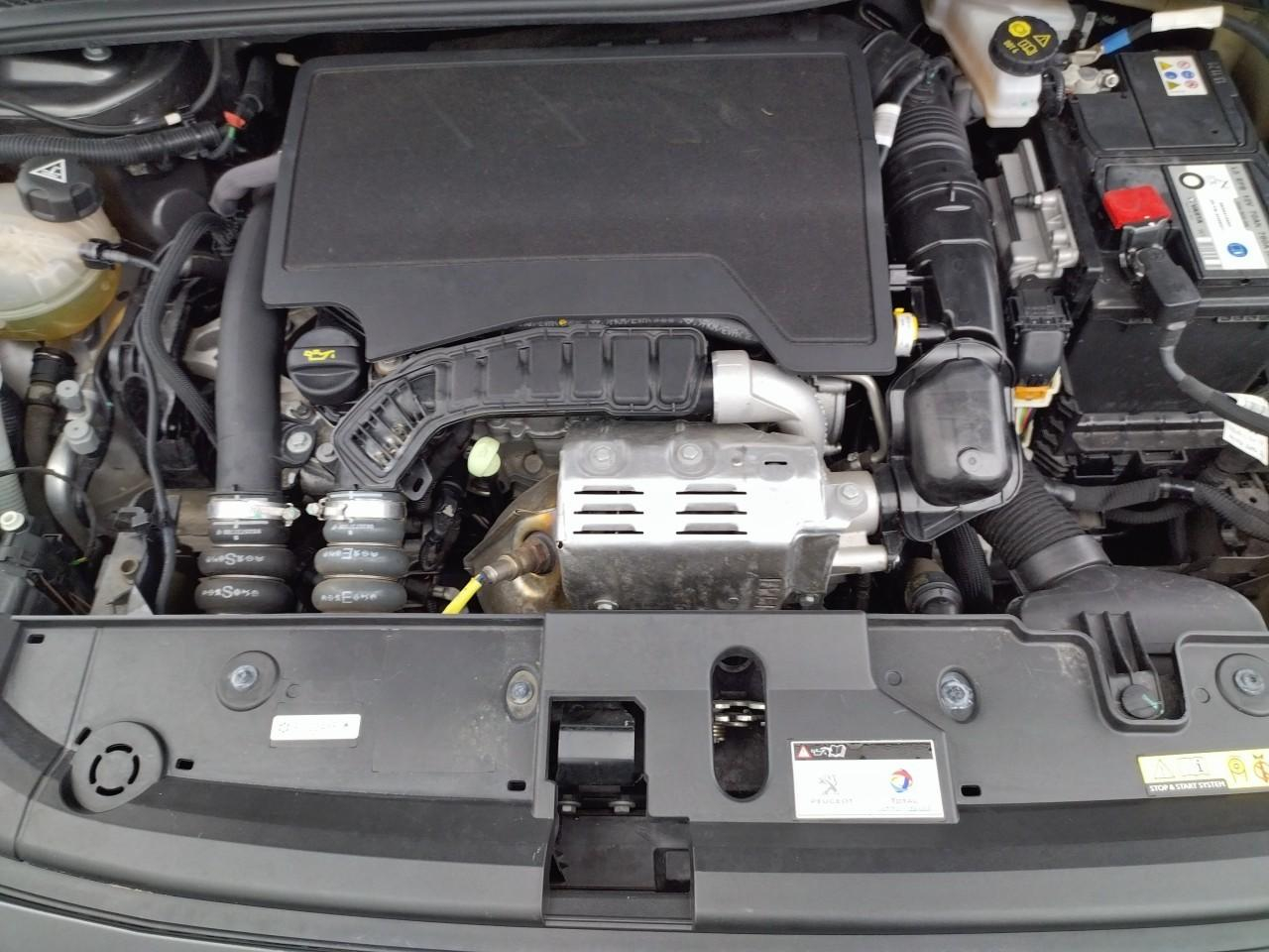 Peugeot 208 puretech 100 s&s bvm6 style — photo 15