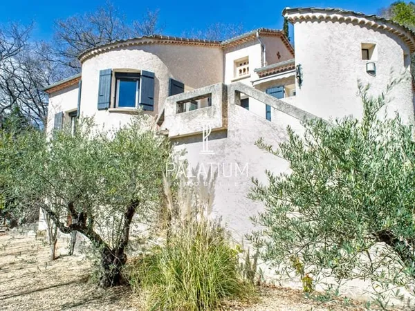 Volonne - Maison 103m² avec appartement indépendant et garag