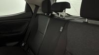 Toyota Yaris 116h Design 5p MY22 — photo 13
