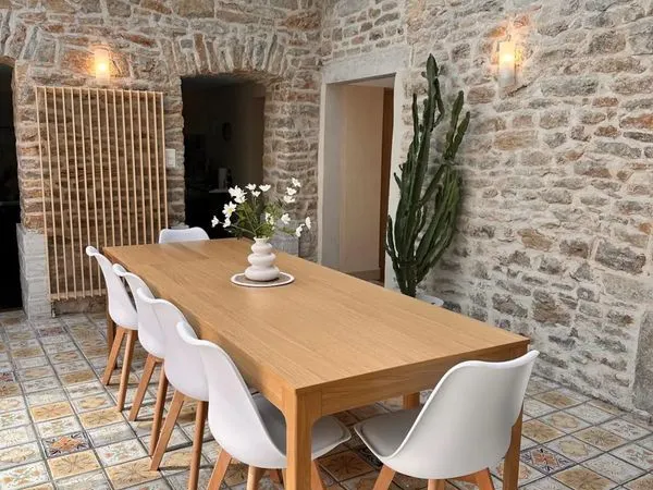 Superbe Maison de Ville de Caractère (Triplex T6 - 140 m²) avec Terrasse Privative Coeur Historique 