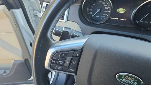 Land Rover Discovery Sport 2.0 TD4 180 4WD BVA8 - HSE – 2015 – 146276 km – Diesel – Boîte Automatique — photo 1