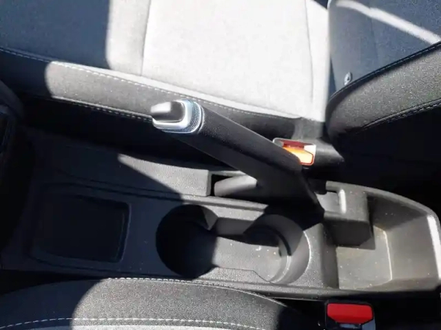 Renault Clio tce 90 ch gsr2 — photo 21