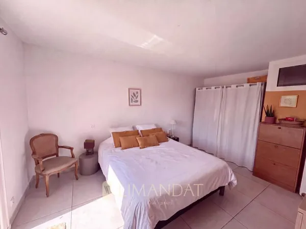 SAINT-RAPHAËL - MAISON 123 m² AVEC PISCINE, STUDIO INDÉPENDANT ET VUE DÉGAGÉE - EXCLUSIVITÉ