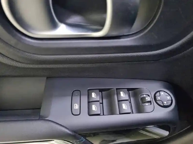Citroën C5 Aircross puretech 130 s&amp;s bvm6 — photo 32