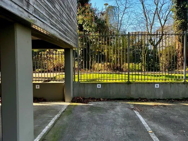 Location parking Distillerie