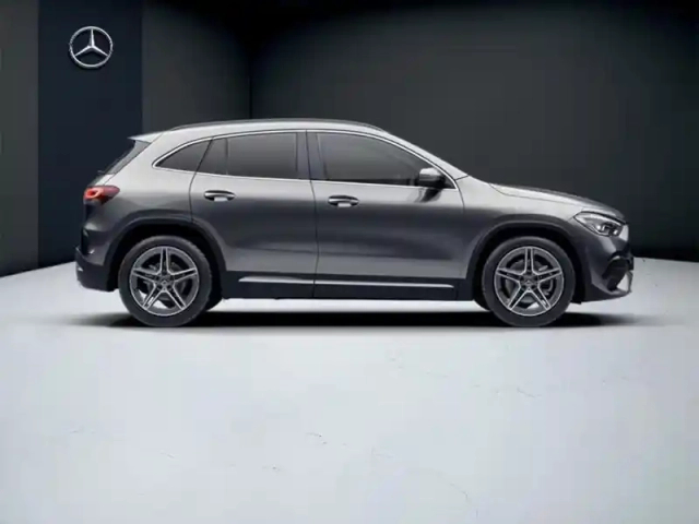 Mercedes Gla 200 d amg line — photo 10