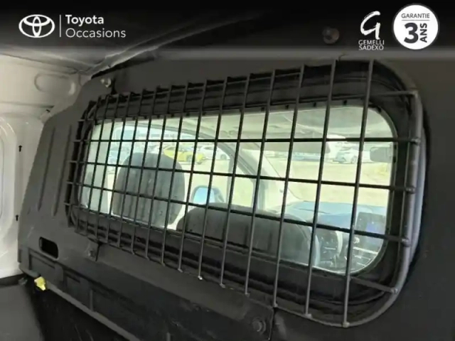 Toyota Proace city medium 100 d-4d business rc22 — photo 8