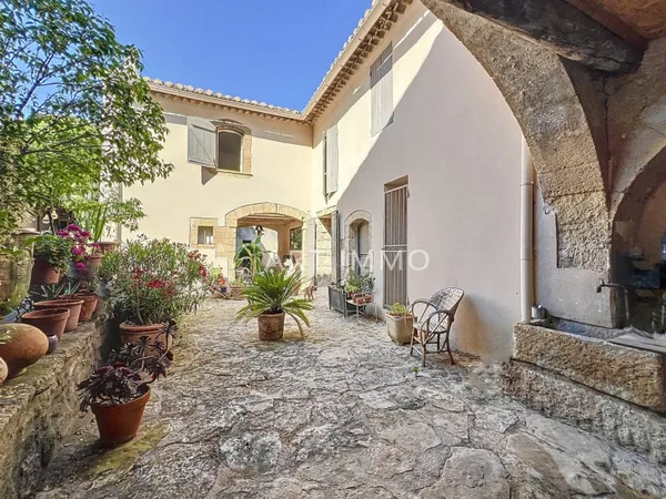 Maison de village 12 pièces 292 m²