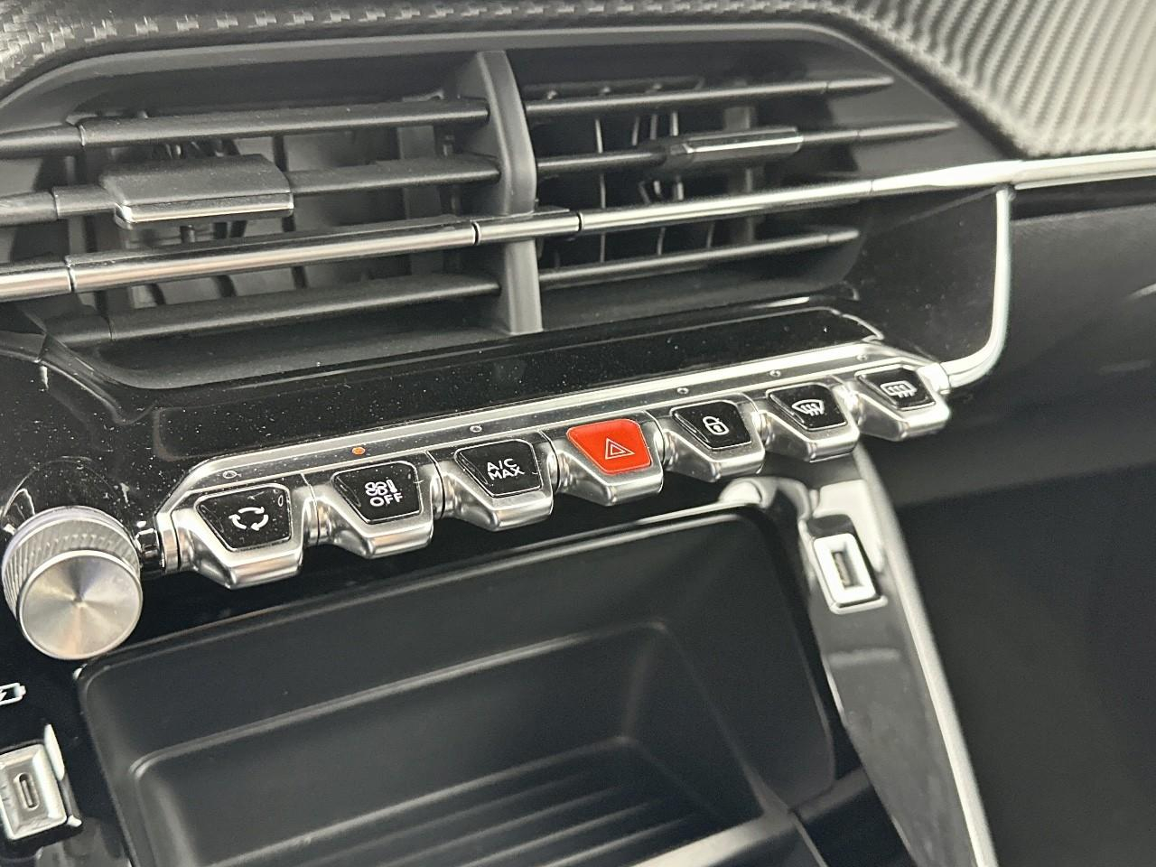 Peugeot 208 puretech 100 s&s eat8 style — photo 25