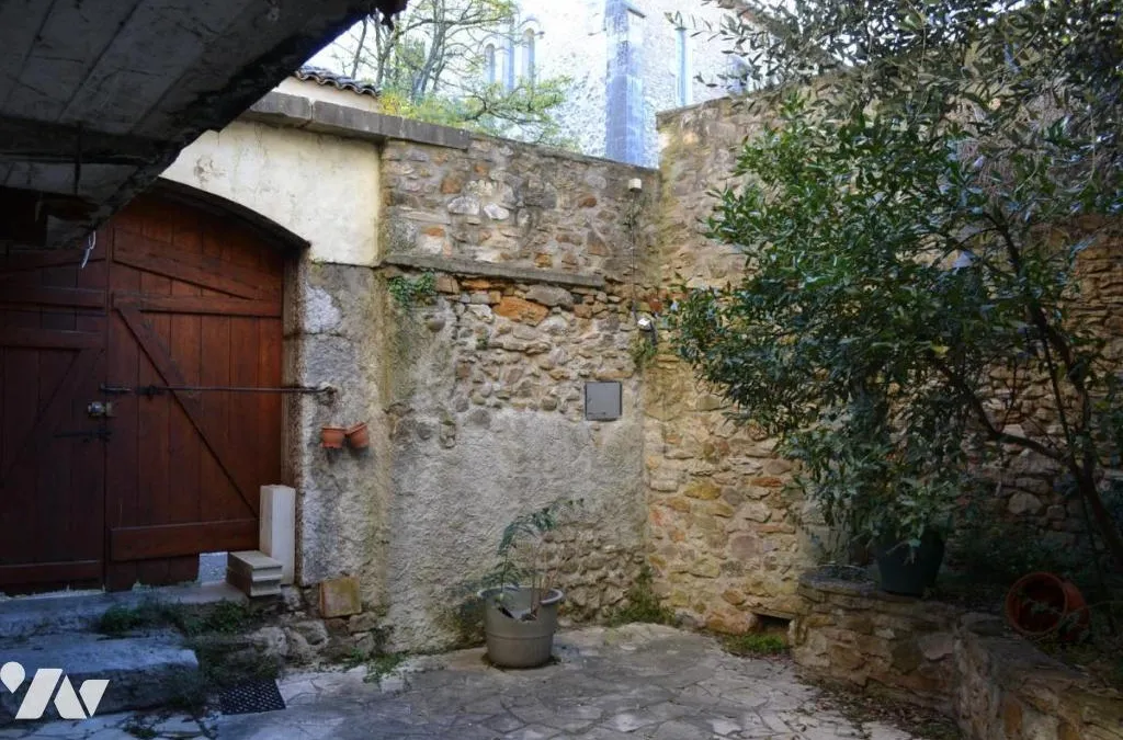 Photo 8