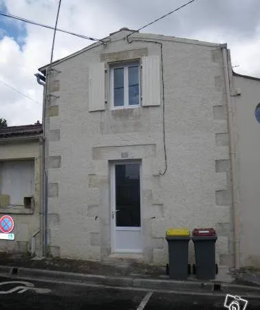 NIORT "Quartier hôpital": Maison 2 pièces 26 M2