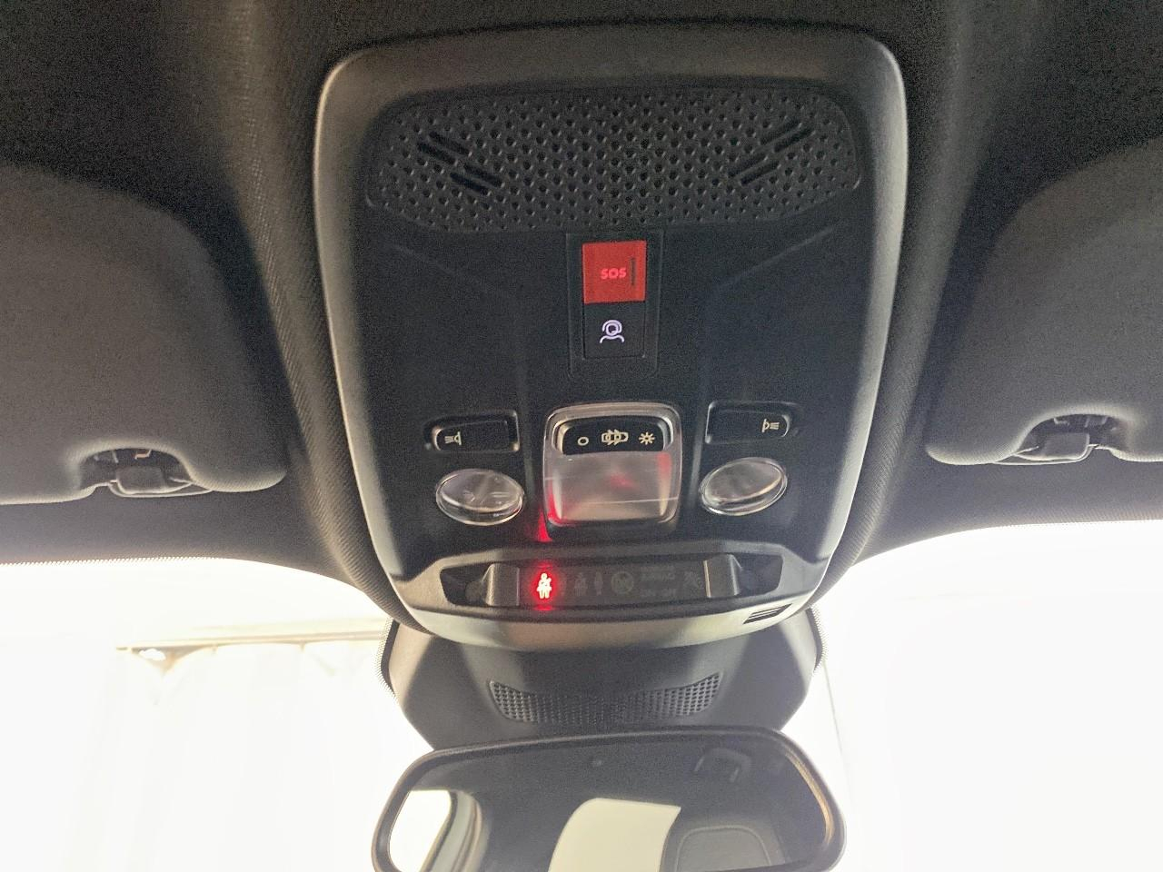 Peugeot 2008 hybrid 145 ch e-dcs6 allure — photo 19