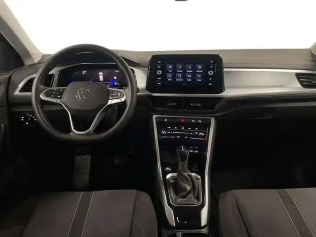 Volkswagen T-Roc 1.5 tsi evo2 150 start/stop dsg7 vw edition — photo 8