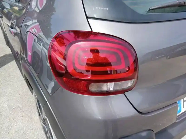 Citroën C3 bluehdi 100 s&amp;s bvm5 — photo 17