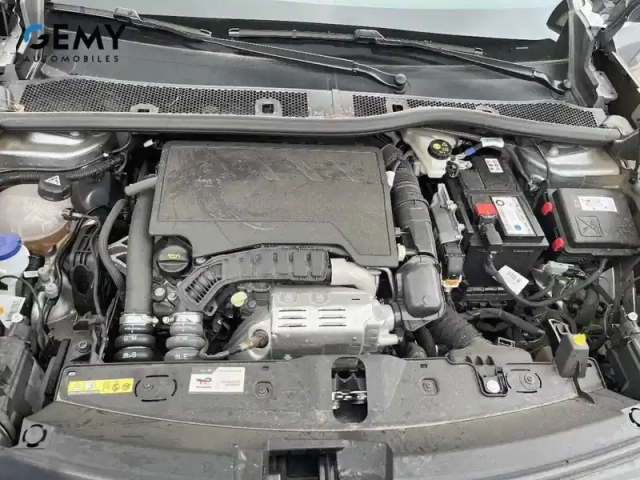 Peugeot 2008 puretech 100 s&amp;s bvm6 — photo 15
