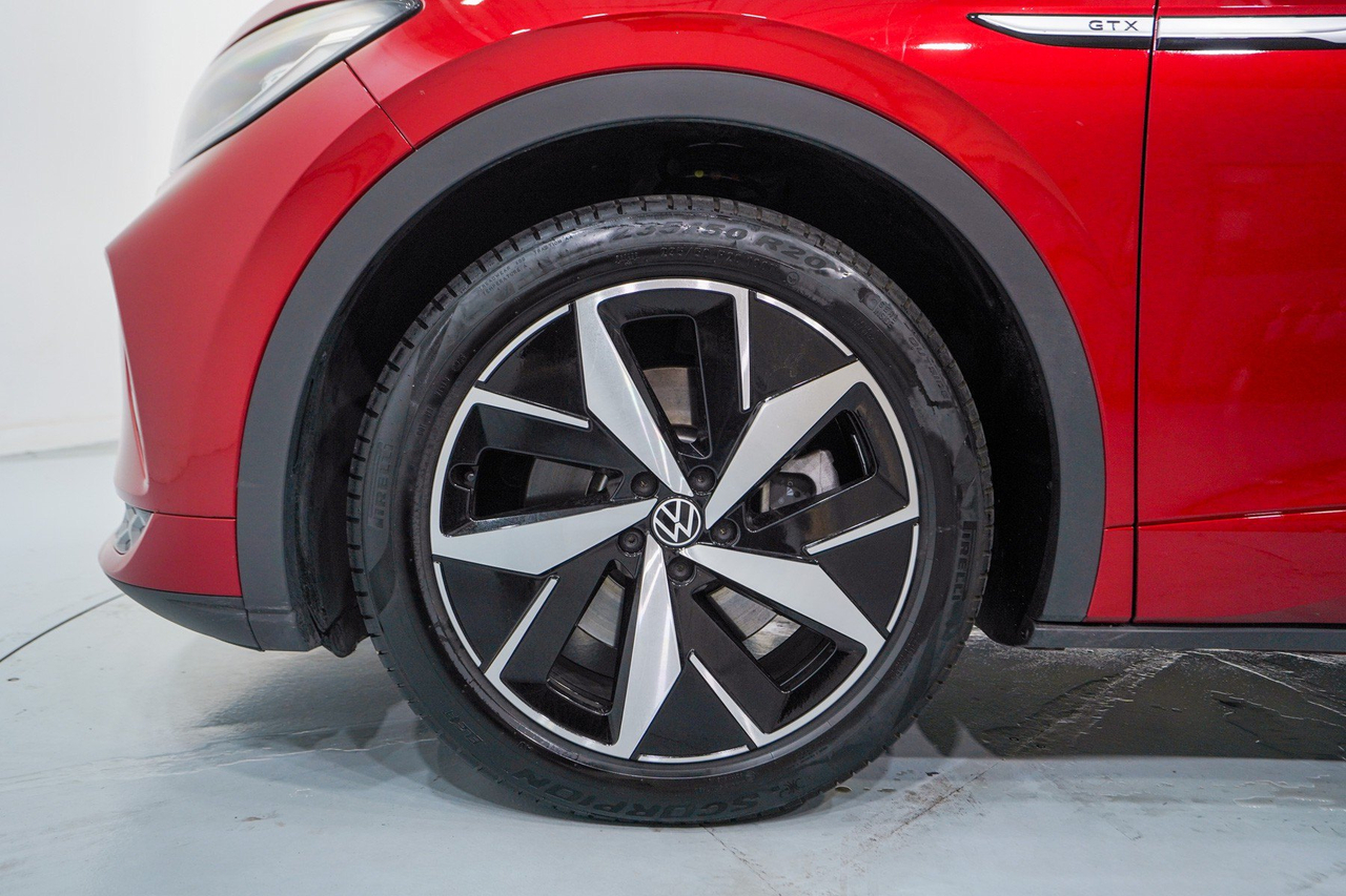 Volkswagen ID.4 — photo 10