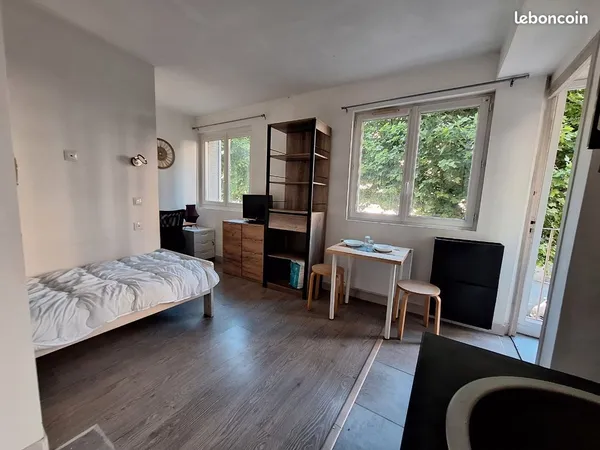 Studio meublé Général Férrié