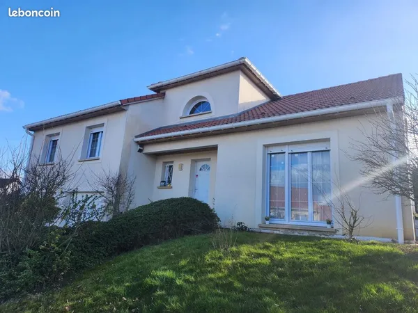 Maison 7 pièces 142 m²