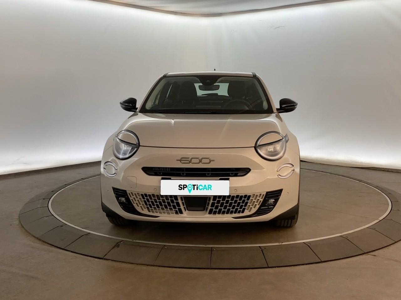 Fiat 600 t-gen 3 1.2 hybrid 145ch edct6 pop — photo 2