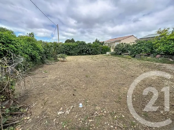 Terrain 391 m²