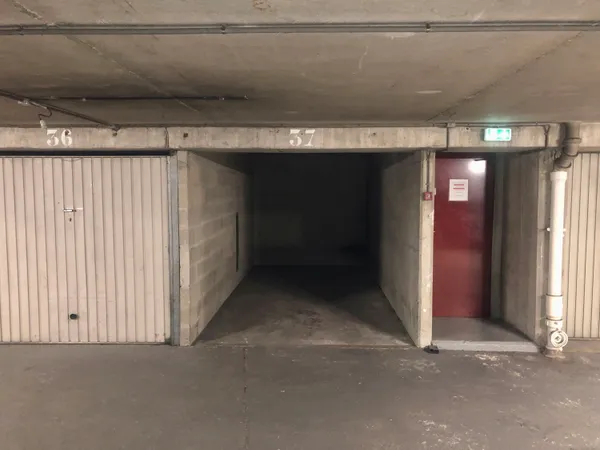 Loue parking 11m² Paris 20ème