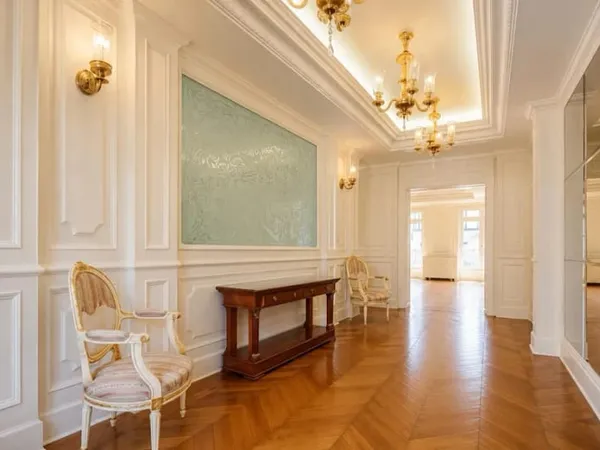 Appartement 9 pièces 360 m²