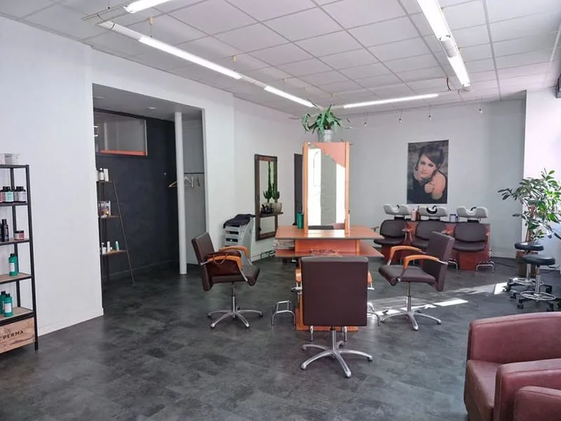 Photo 3