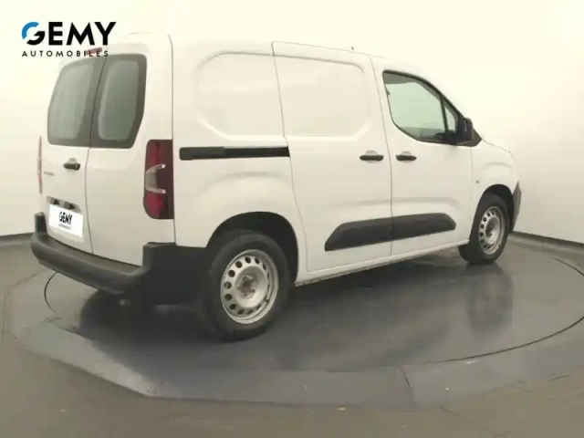 Peugeot Partner fourgon standard 650 kg bluehdi 130 s&amp;s eat8 — photo 39