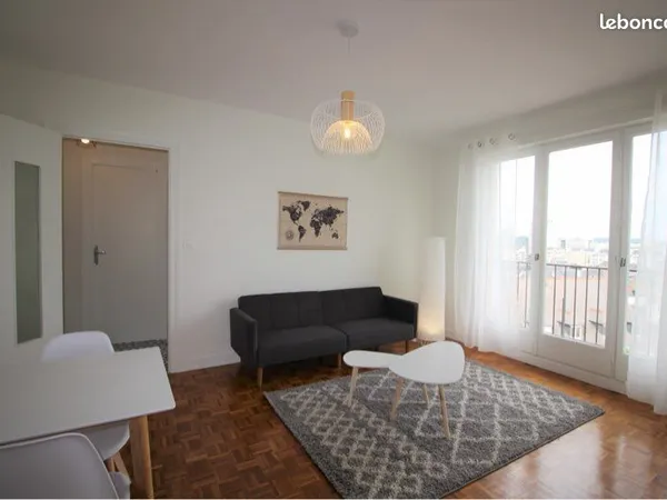 T2 Meublé rénové 44 m2 74 Av grammont