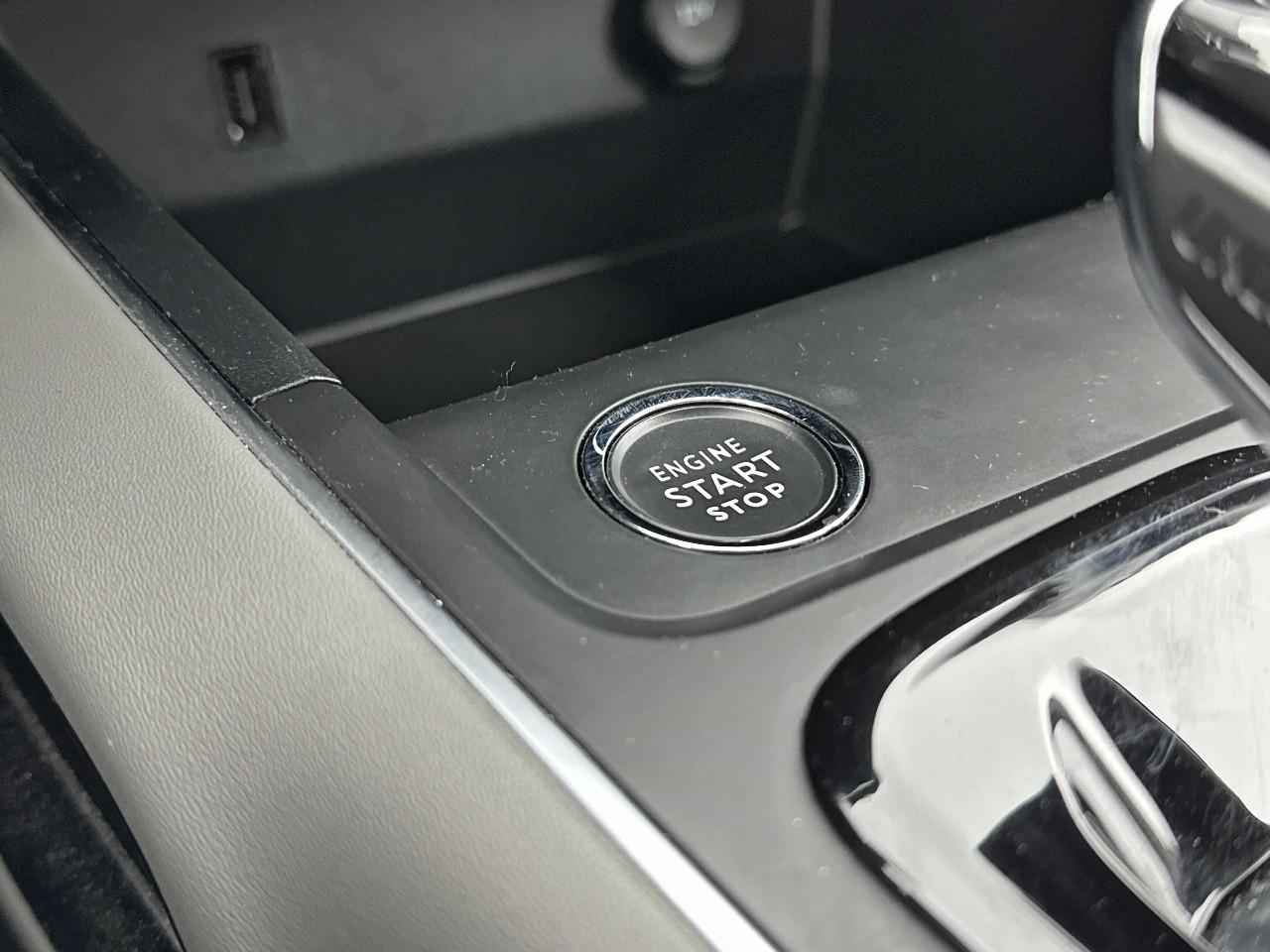 Citroën C5 Aircross hybride rechargeable 225 s&s e-eat8 c-series — photo 29